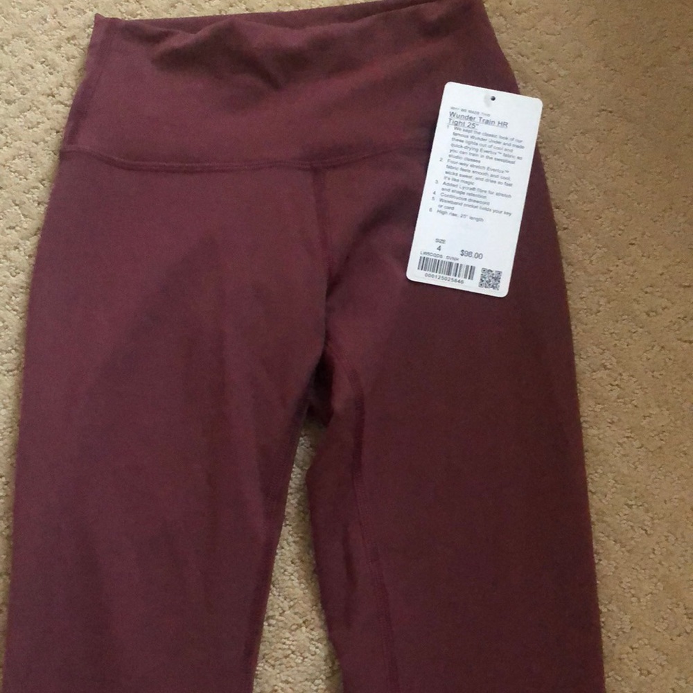 NWT Wunder Train HR Tight 25”